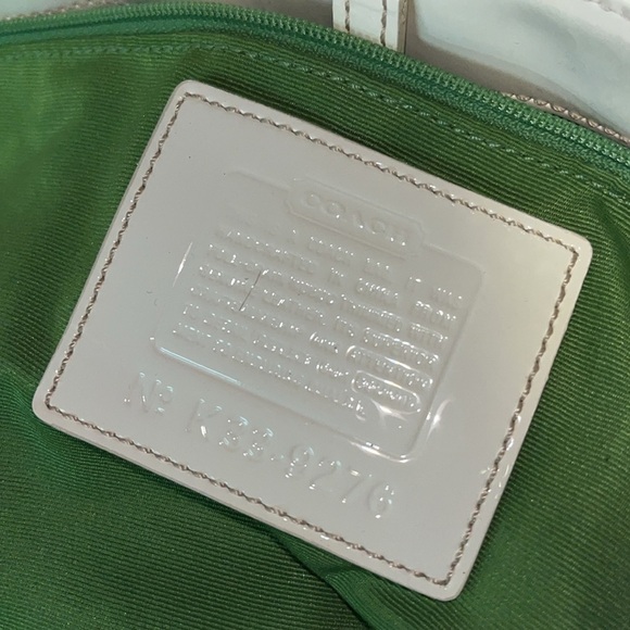 Coach large green suede and white patent leather tote shoulder bag - Picture 9 of 9